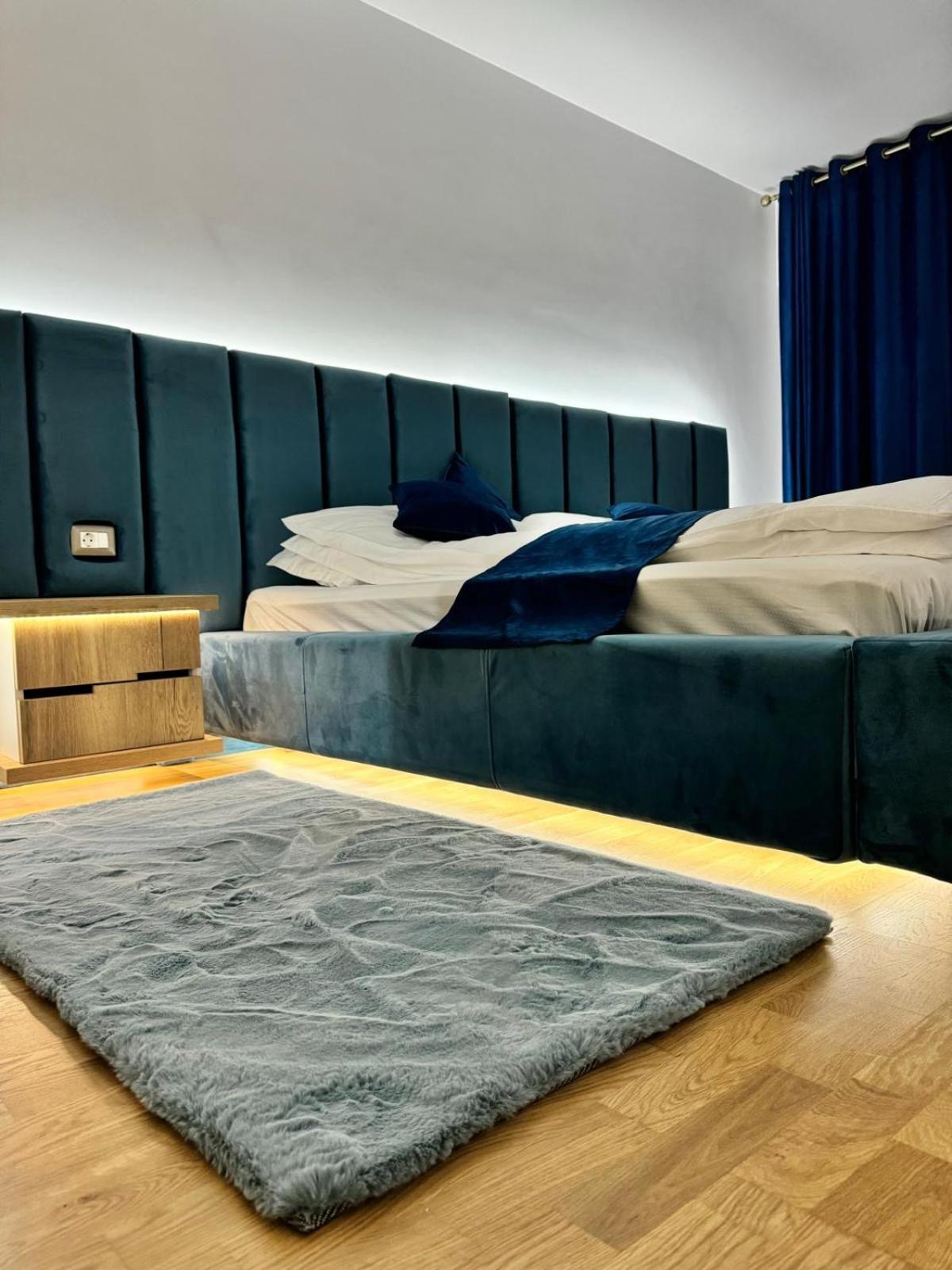 Luxury Blue Apartment 이아시 외부 사진