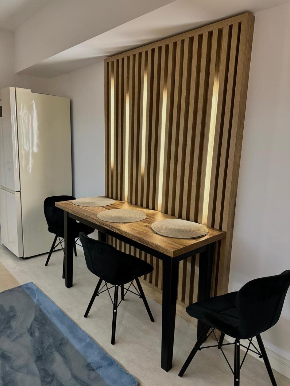 Luxury Blue Apartment 이아시 외부 사진