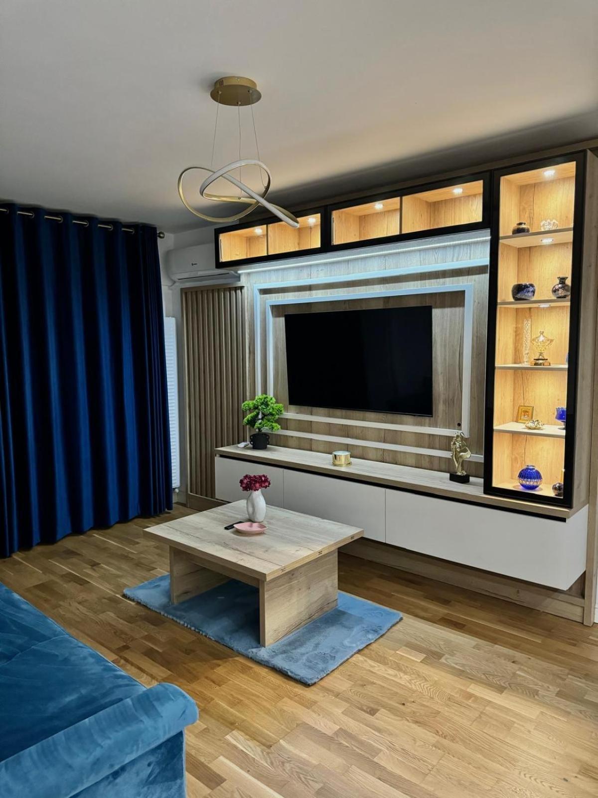 Luxury Blue Apartment 이아시 외부 사진